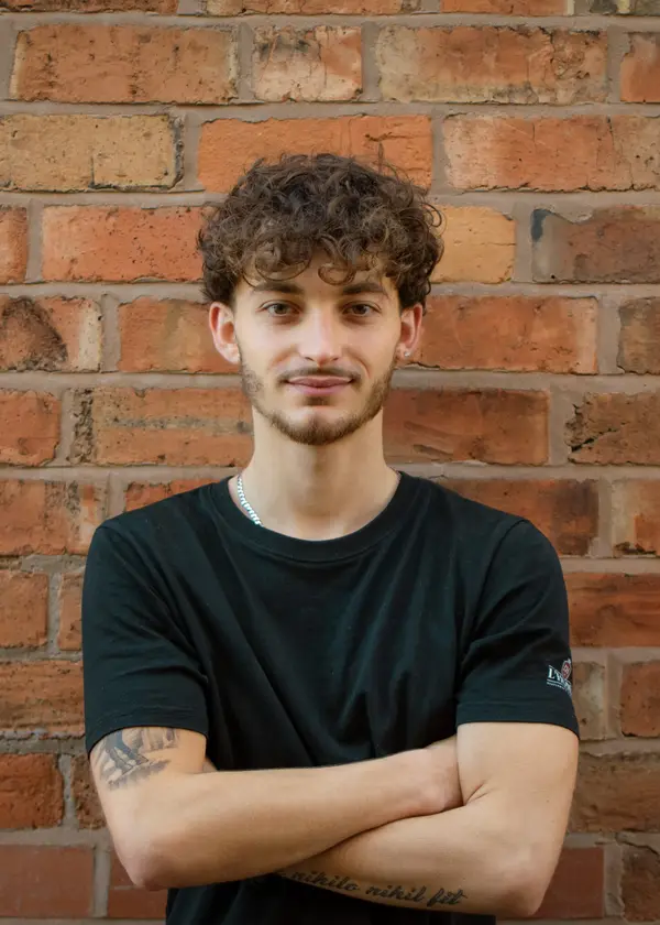 Ellis, Senior Barber